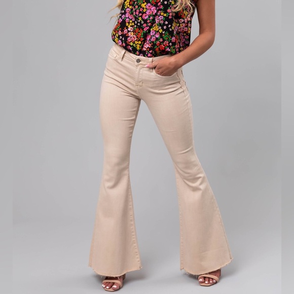 Vervet Sand High Rise Frayed Super Flare Jeans 28 nwot - Picture 1 of 8